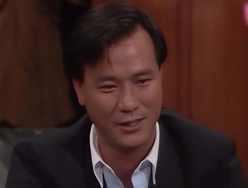周星驰客串警察__周星驰电影里的警察