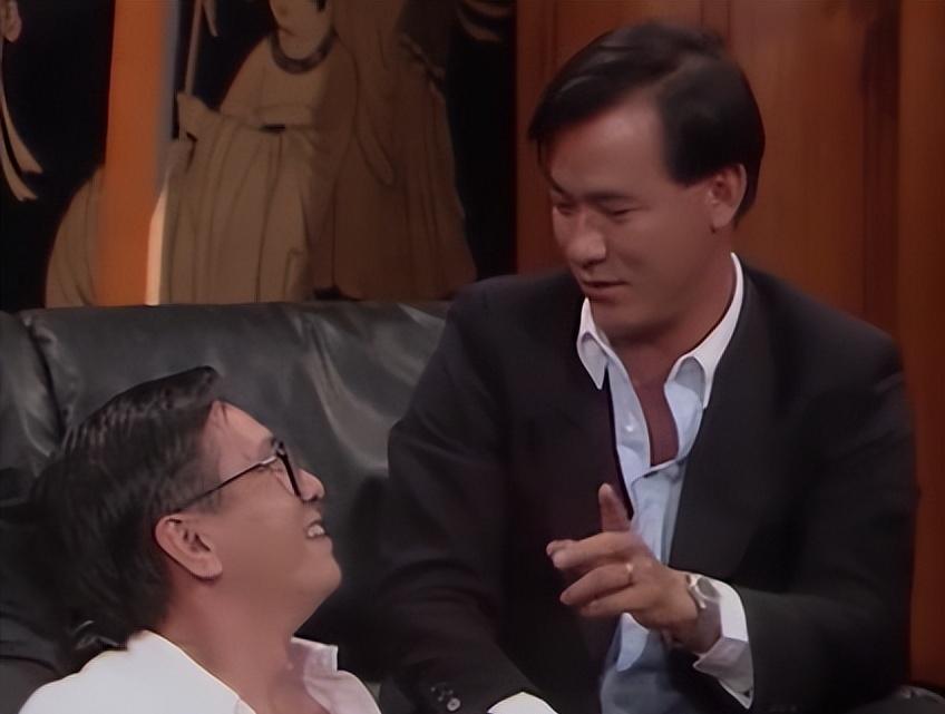 _周星驰电影里的警察_周星驰客串警察